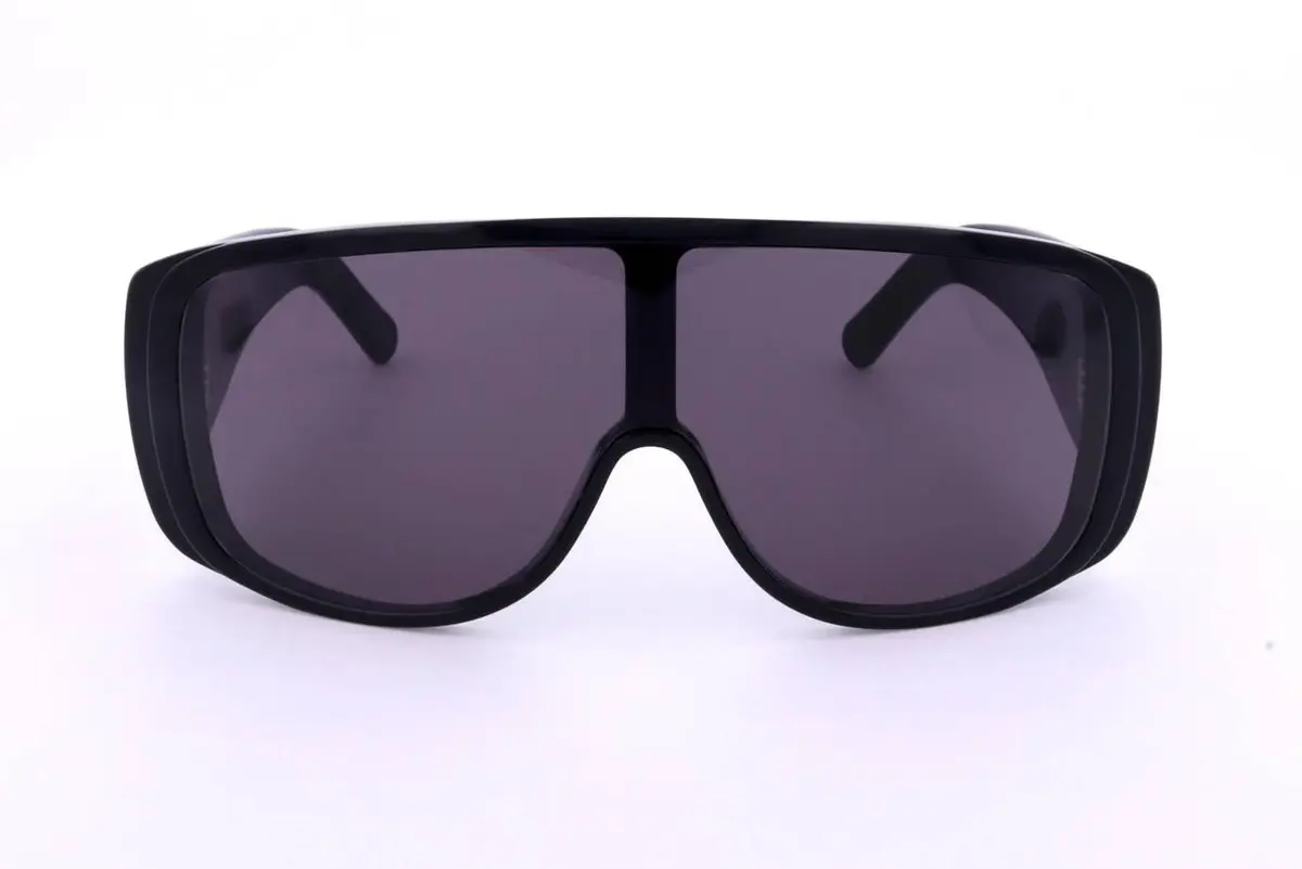 Maison Margiela Margielamm6black Sunglasses 1