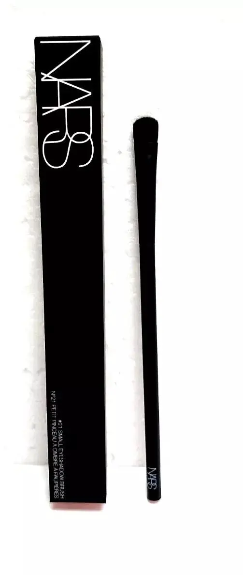 Nars #21 Small Eyeshadow Brush 1