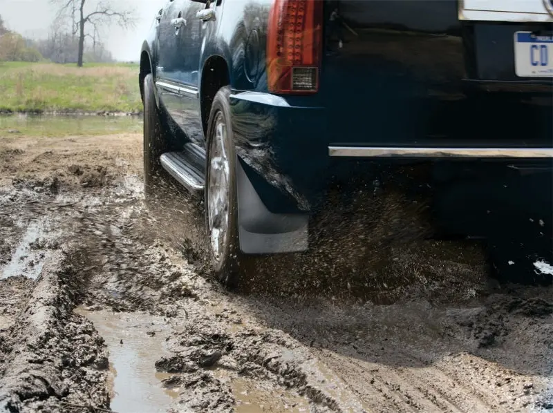 Weathertech No-Drill Mudflaps For 2007 Chevrolet Silverado Classic – Black, Easy Installation 1